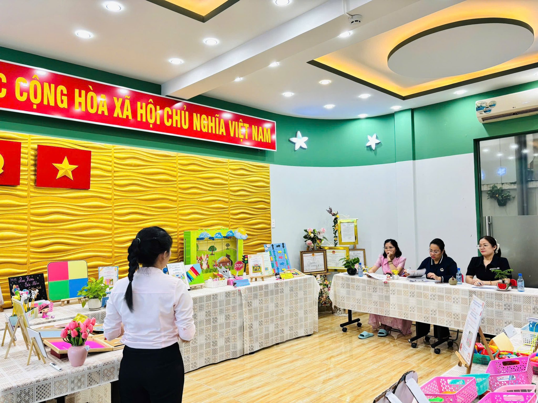 TRƯỜNG MẦM NON TÂN ĐỊNH TỔ CHỨC HỘI THI “GIÁO VIÊN DẠY GIỎI CẤP TRƯỜNG” VÒNG THUYẾT TRÌNH NĂM HỌC 2025 – 2026