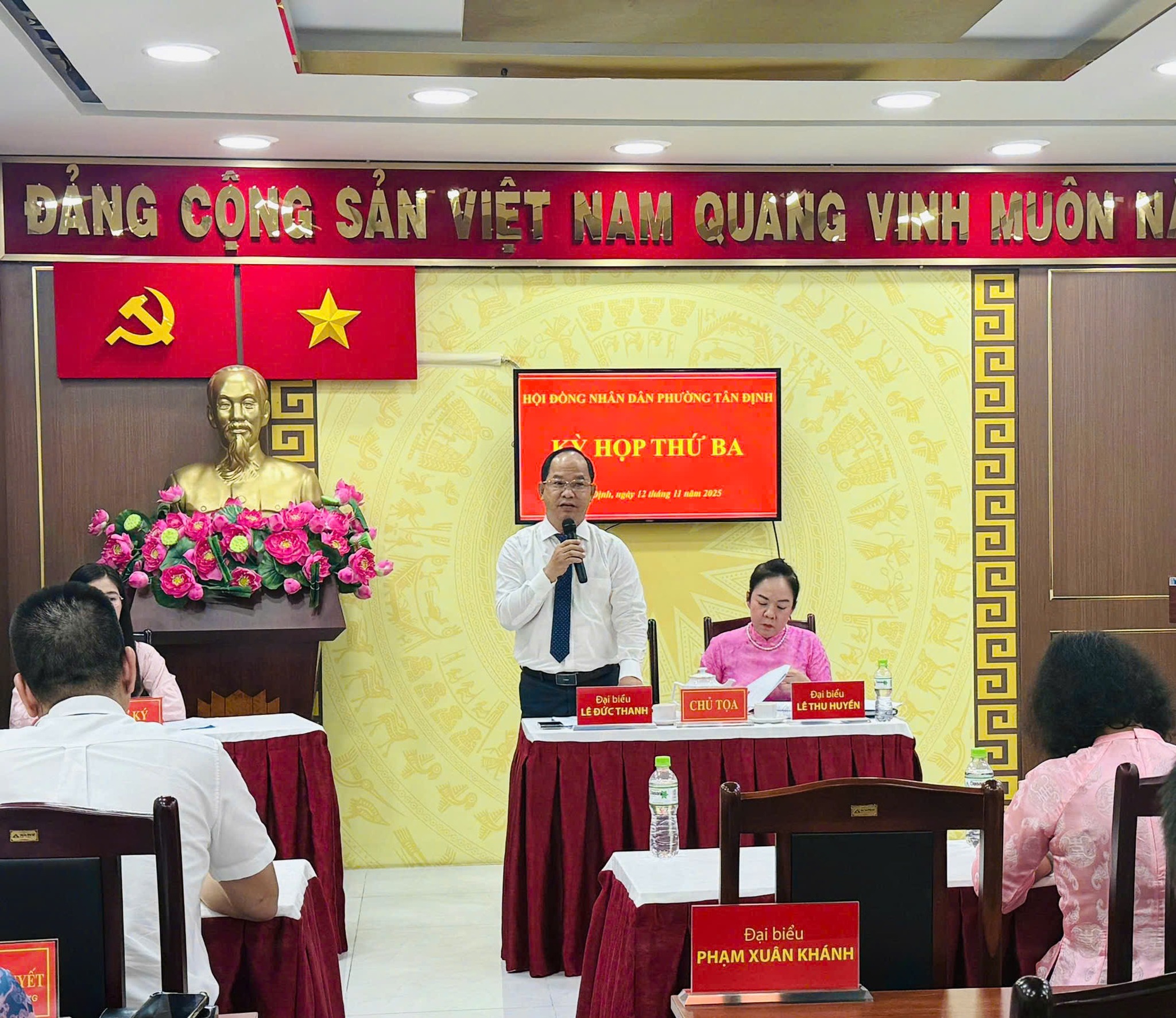 HỘI ĐỒNG NHÂN DÂN PHƯỜNG TÂN ĐỊNH, TỔ CHỨC KỲ HỌP THỨ BA - NHIỆM KỲ 2021-2026