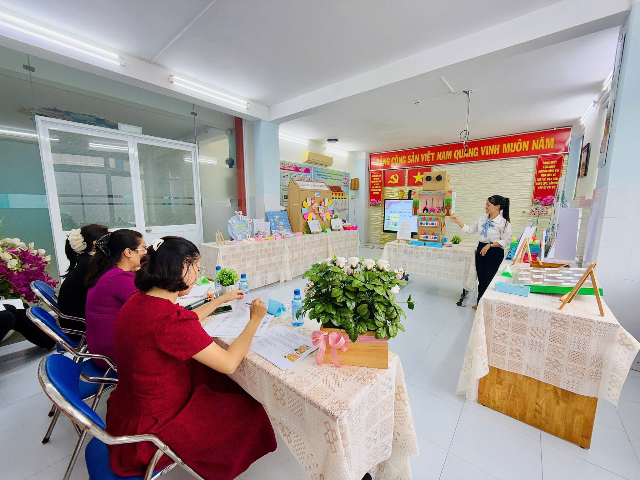 TRƯỜNG MẦM NON TÂN ĐỊNH TỔ CHỨC HỘI THI “GIÁO VIÊN DẠY GIỎI CẤP TRƯỜNG” VÒNG THUYẾT TRÌNH NĂM HỌC 2025 – 2026