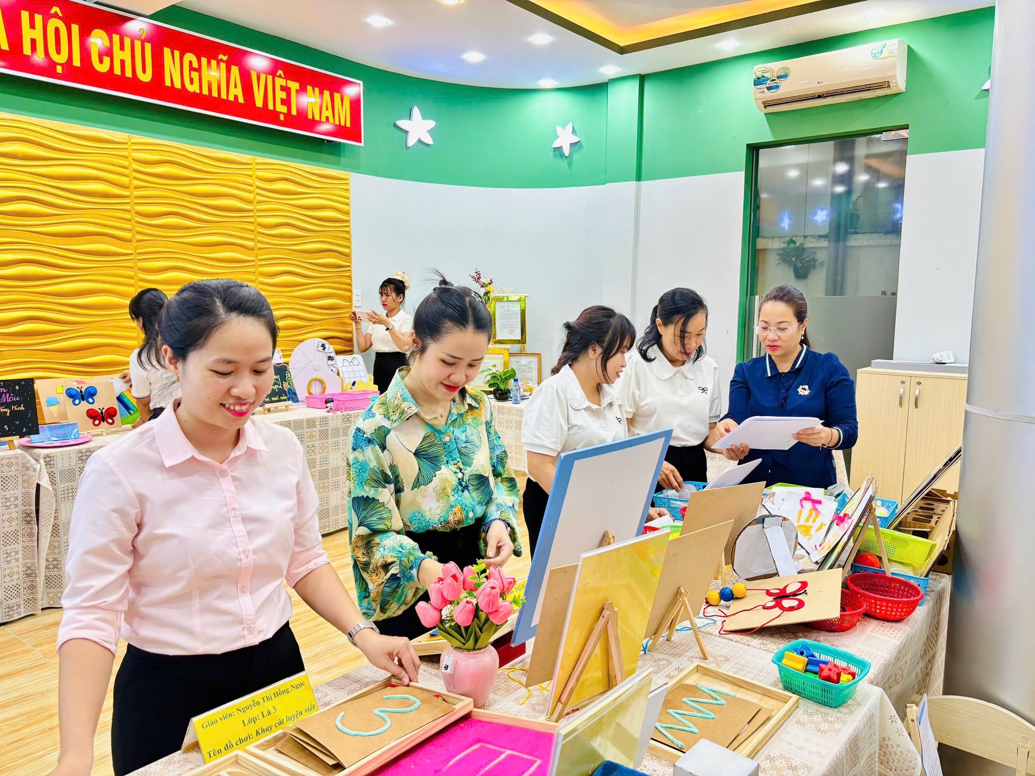 TRƯỜNG MẦM NON TÂN ĐỊNH TỔ CHỨC HỘI THI “GIÁO VIÊN DẠY GIỎI CẤP TRƯỜNG” VÒNG THUYẾT TRÌNH NĂM HỌC 2025 – 2026