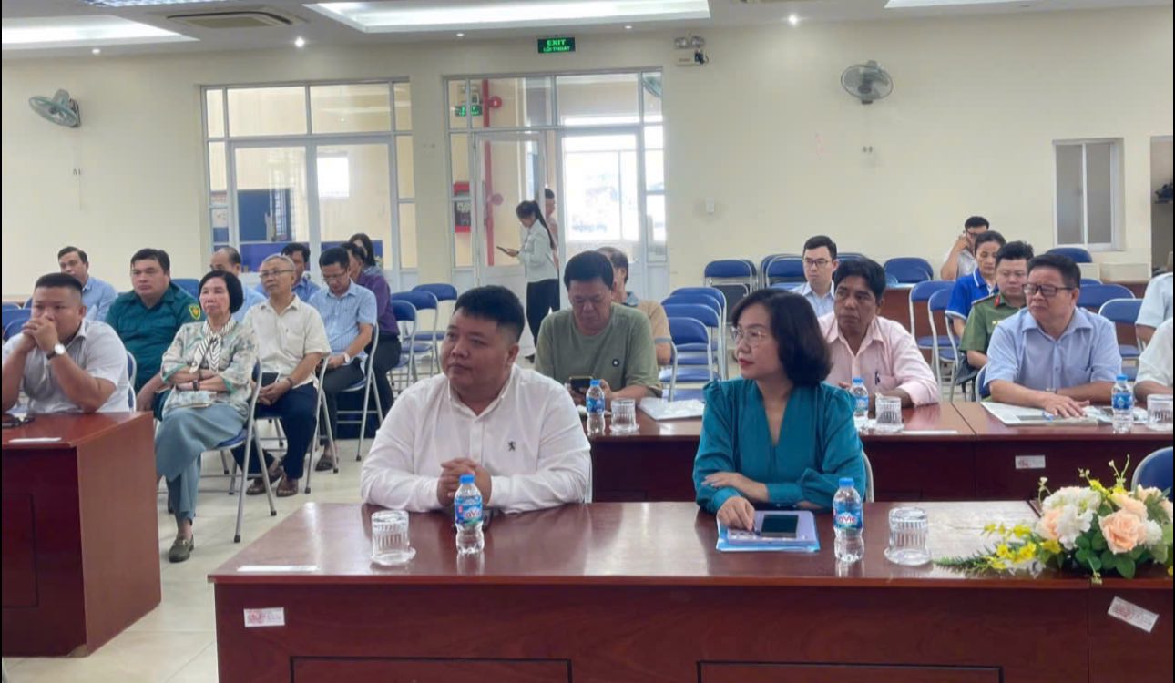 PHƯỜNG TÂN ĐỊNH TỔ CHỨC HỘI NGHỊ TẬP HUẤN, BỒI DƯỠNG NGHIỆP VỤ CÔNG TÁC XỬ LÝ VI PHẠM HÀNH CHÍNH NĂM 2025